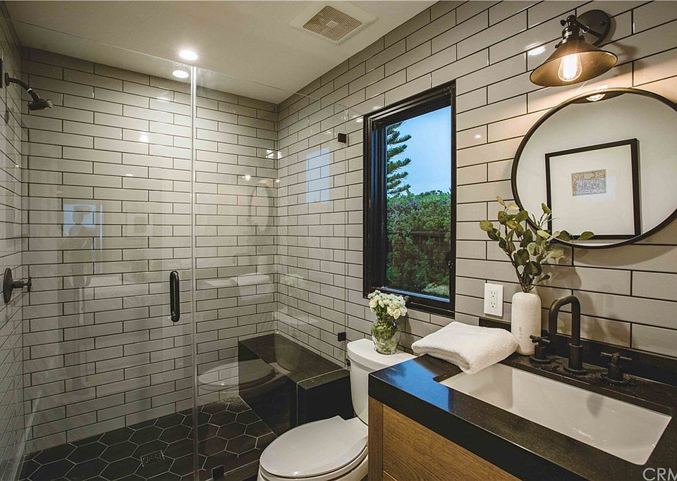 Bathroom Wall Tile Ideas | Photo Gallery
