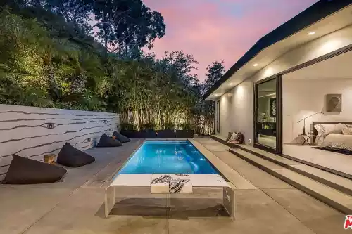 Small Backyard Pools