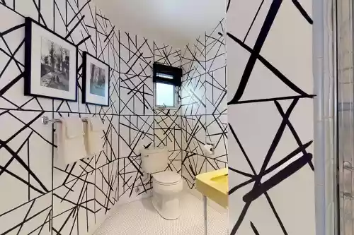 Small Modern Bathroom