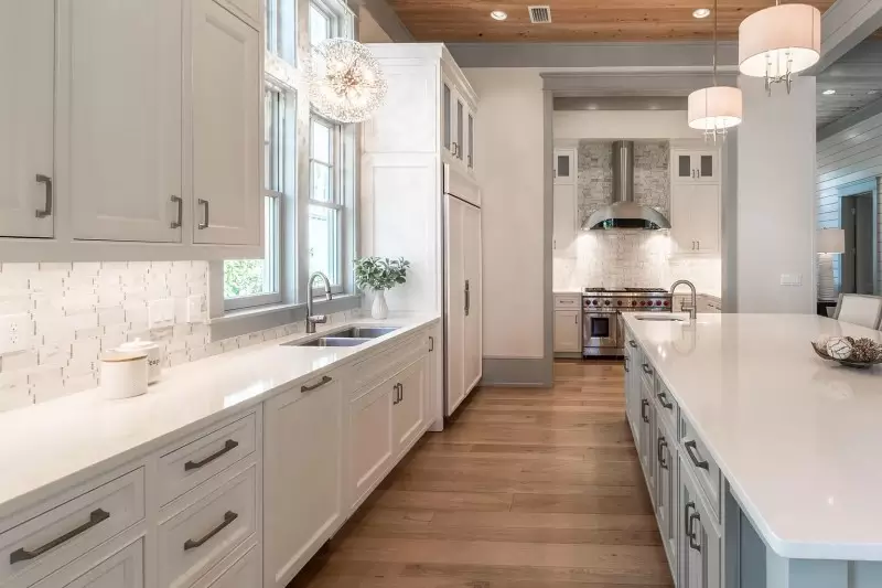 Kitchen Backsplash Ideas With White Cabinets