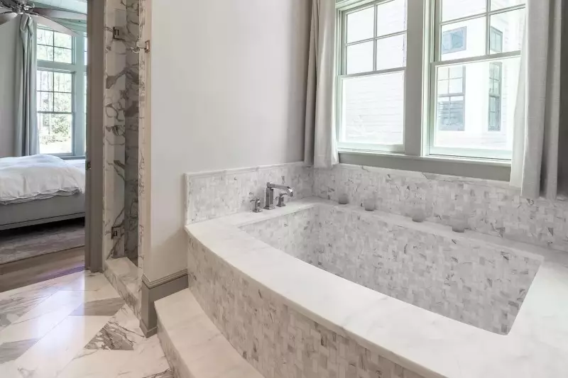gray and white bathroom tile